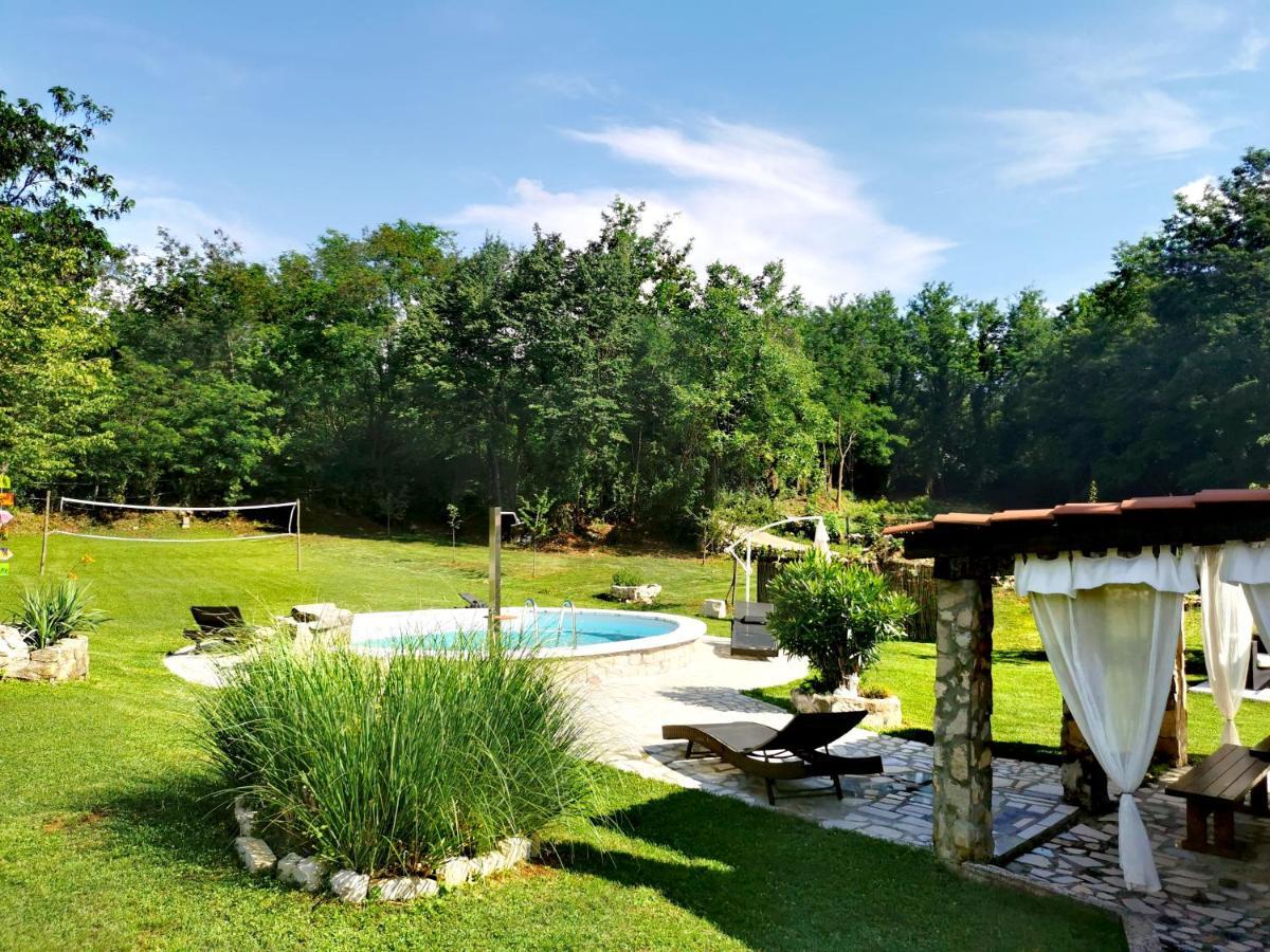 Holiday House Vuki Nedeščina Bagian luar foto