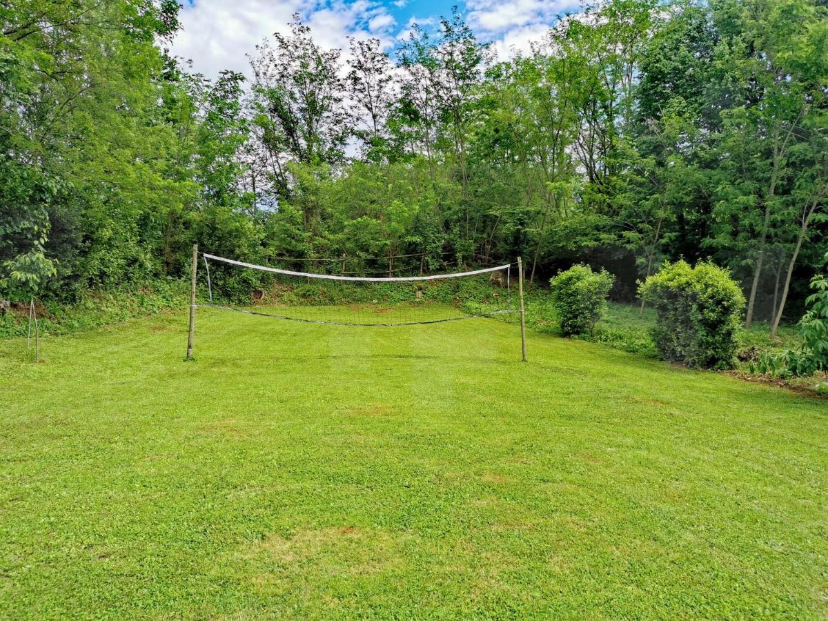 Holiday House Vuki Nedeščina Bagian luar foto